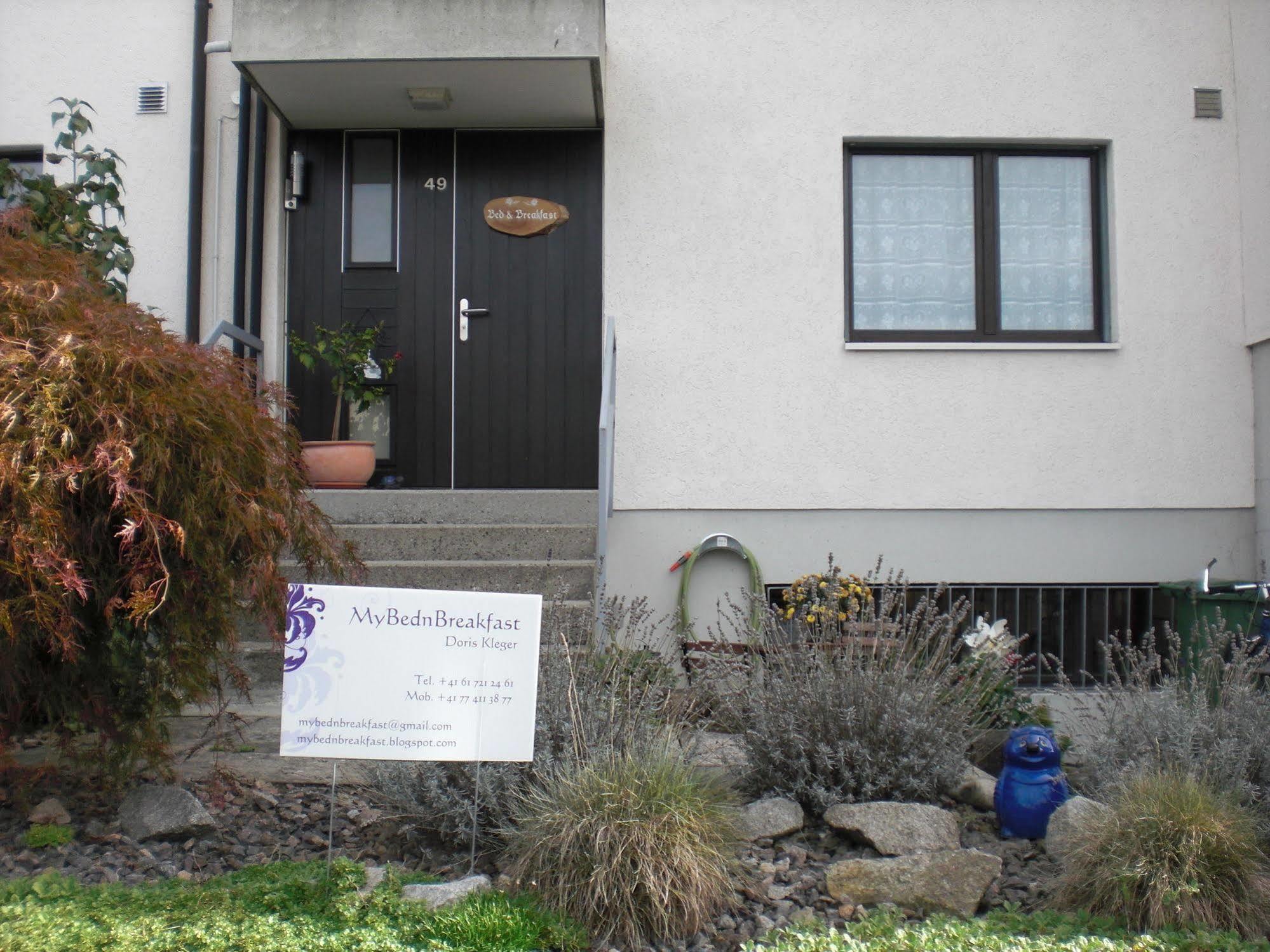 Bed and Breakfast Mybednbreakfast In Bottmingen Exterior foto